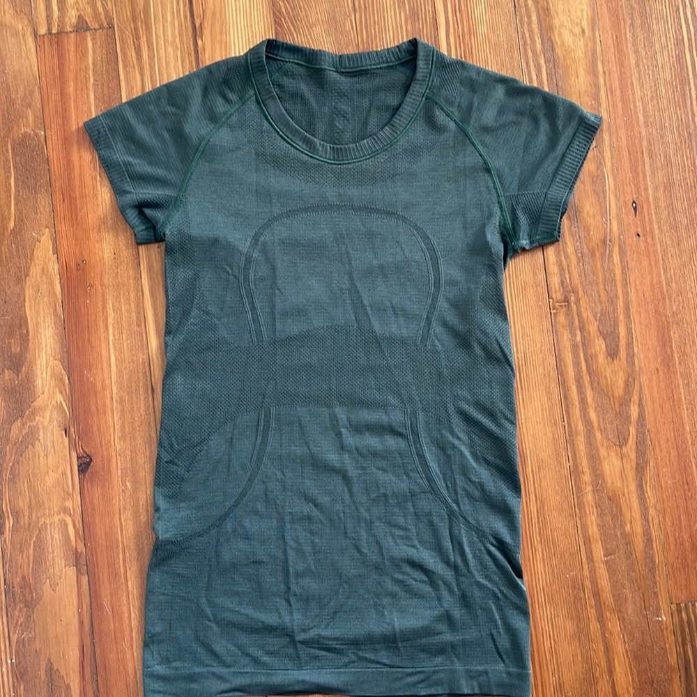Lululemon Swiftly Tech Short-Sleeve Shirt